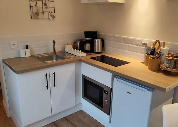 Апартаменти Studio33 Кан